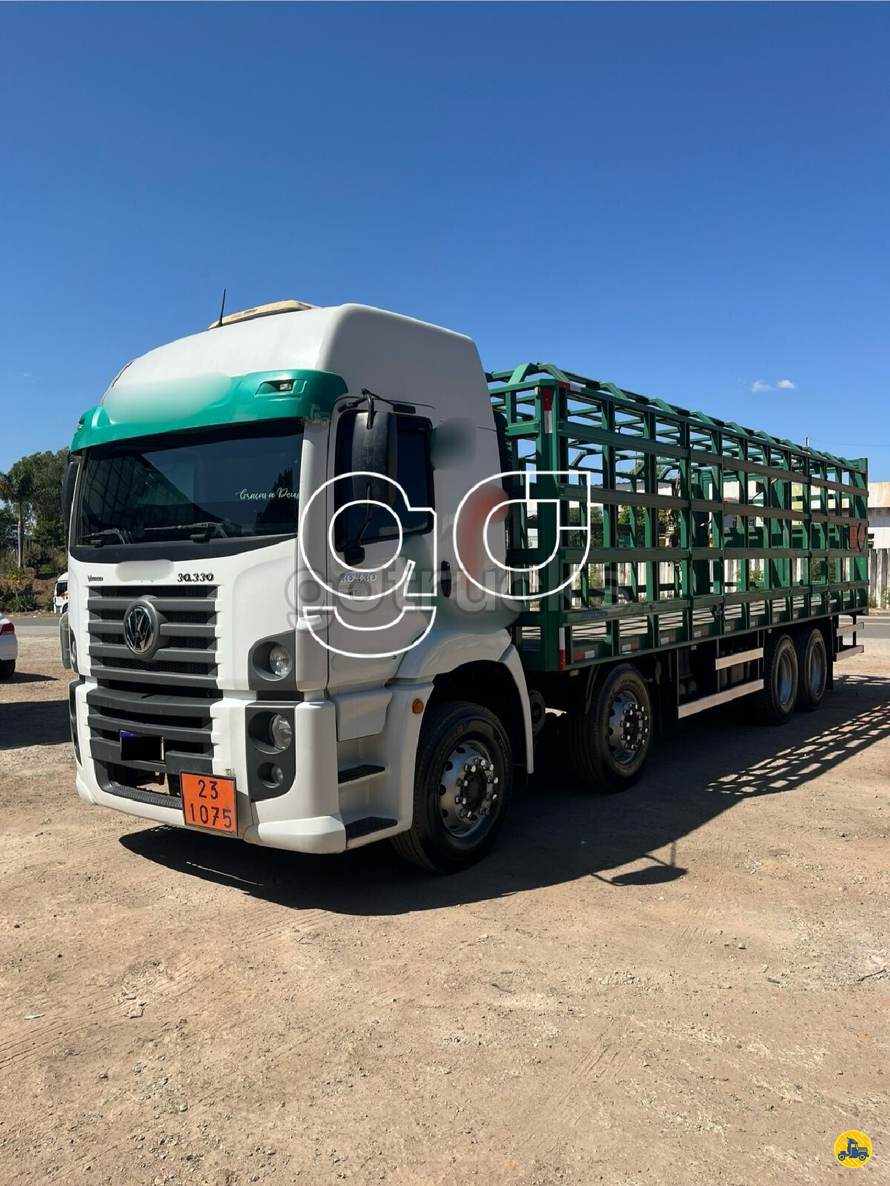 CAMINHAO VOLKSWAGEN VW 30330 GO Trucks  CASCAVEL PARANÁ PR
